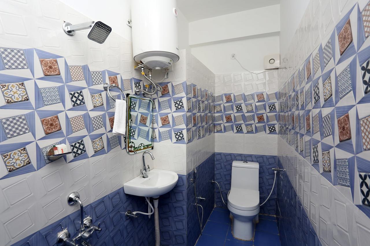 Oyo 11306 Ss Hotel Gorakhpur Luaran gambar