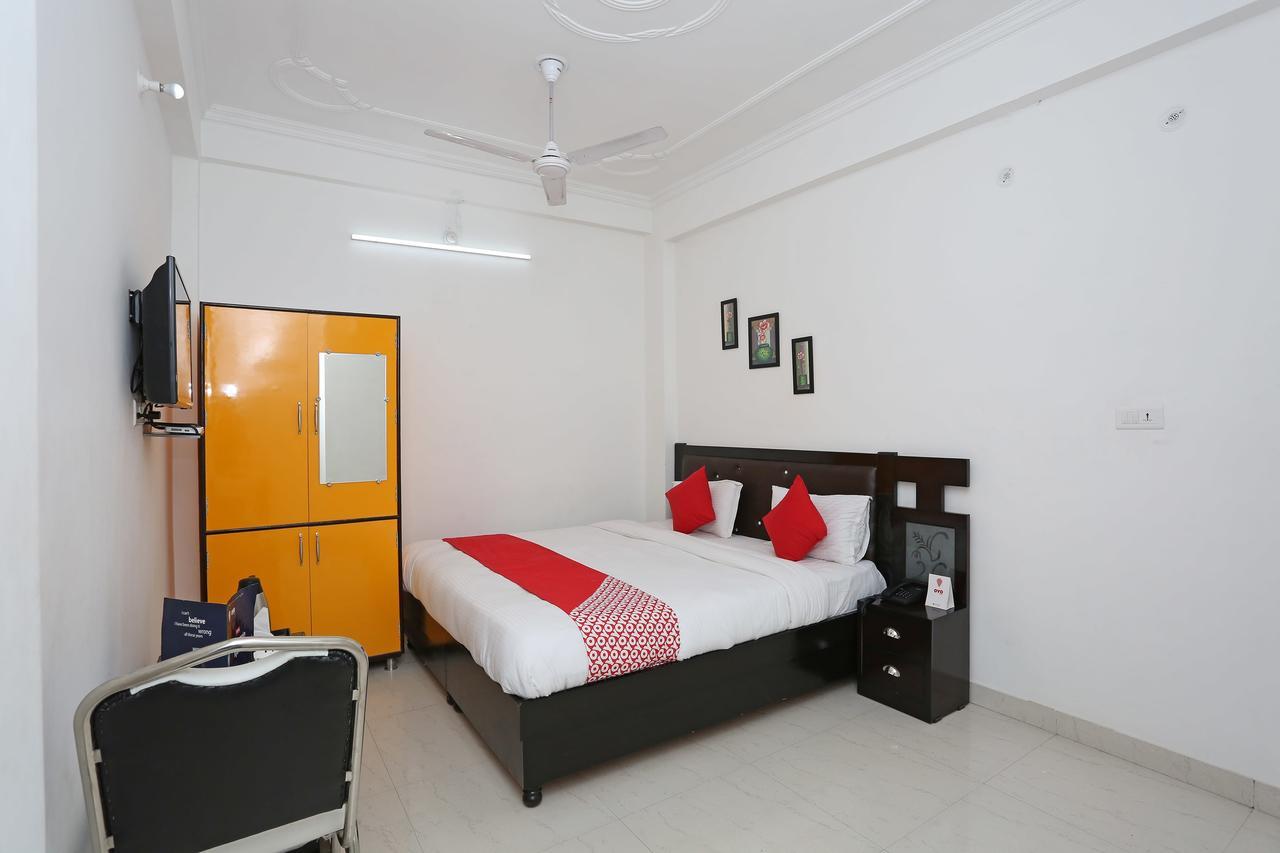 Oyo 11306 Ss Hotel Gorakhpur Luaran gambar
